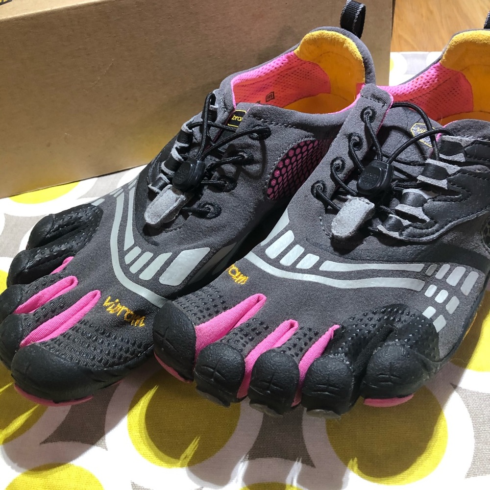 Vibram Finger Sneakers size 40